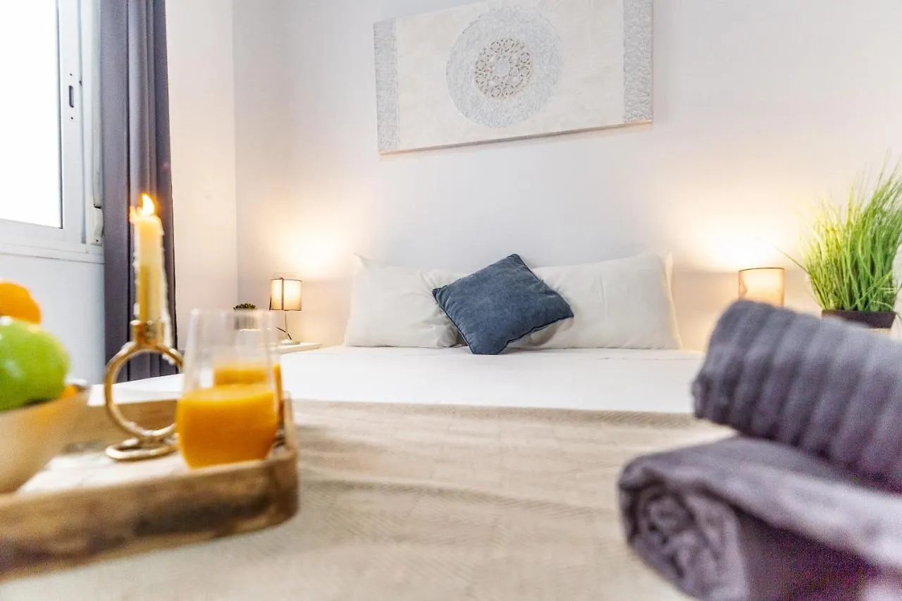 Marmoles Deluxe Apartment - Malaga Centro